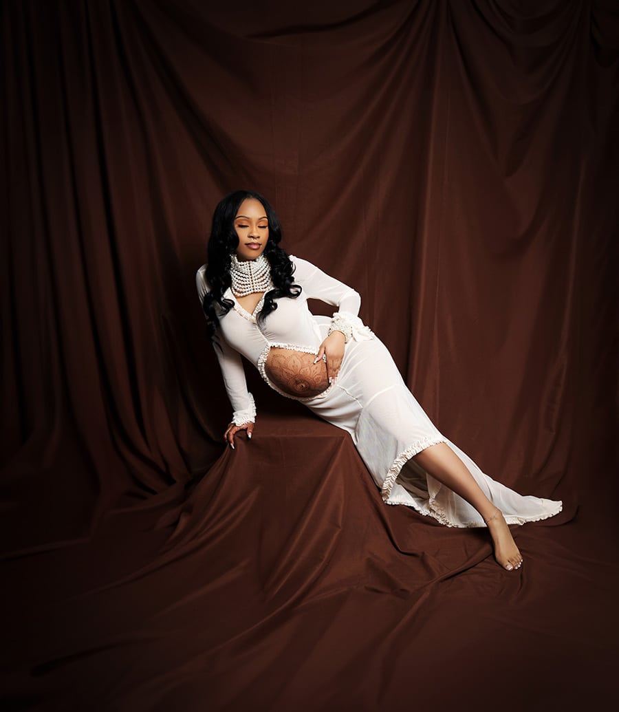 powerful pregnant women, with an elegant simple modern pregnancy style